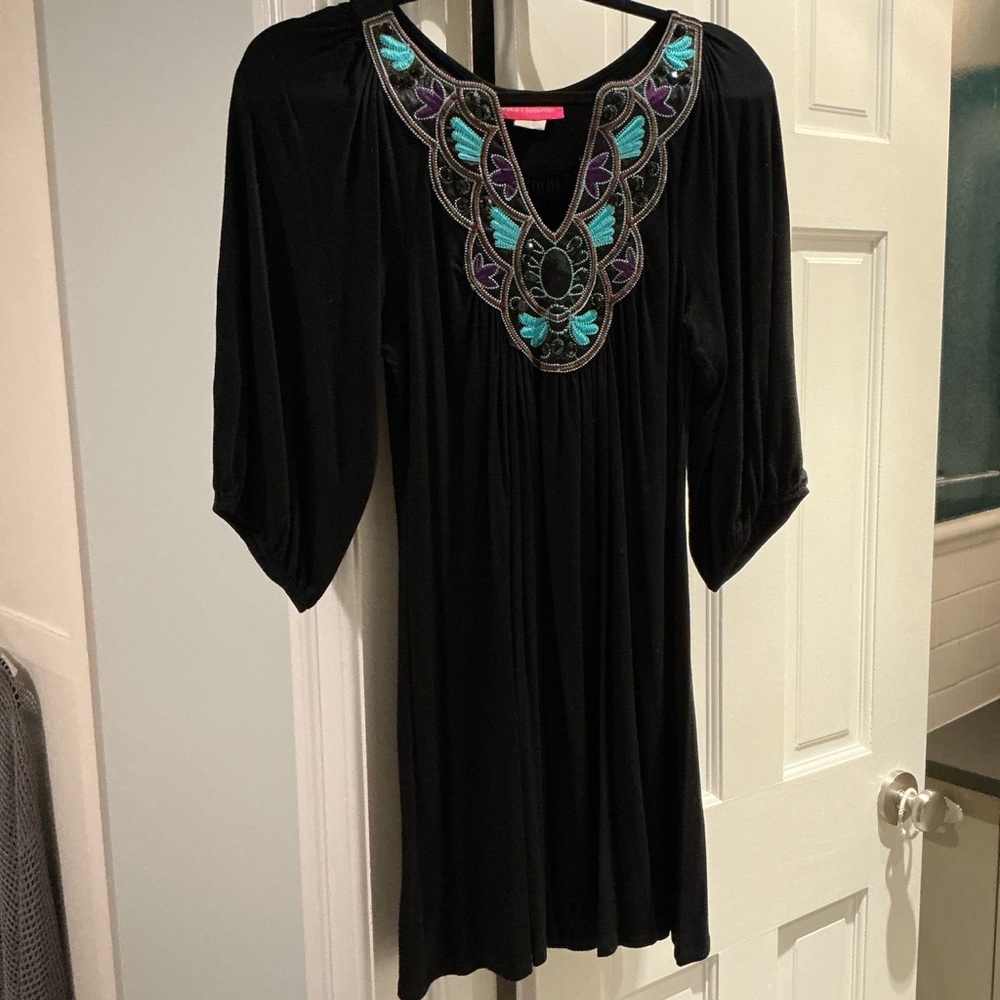 Black Embroidered V-Neck Women's Tunic Top